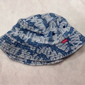 Supreme Jacquard denim bucket hat